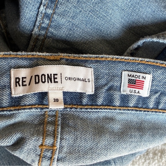 Re/Done Originals Jeans Light Repair Distressed
Size 30 - Picture 3 of 14